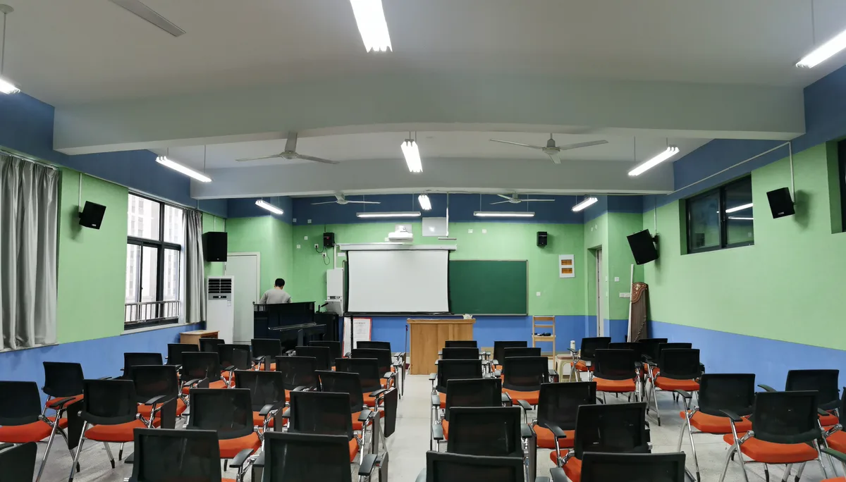 江苏省教育装备新技术试点应用案例:中协智能校园融合扩声系统赋能14所地市学校